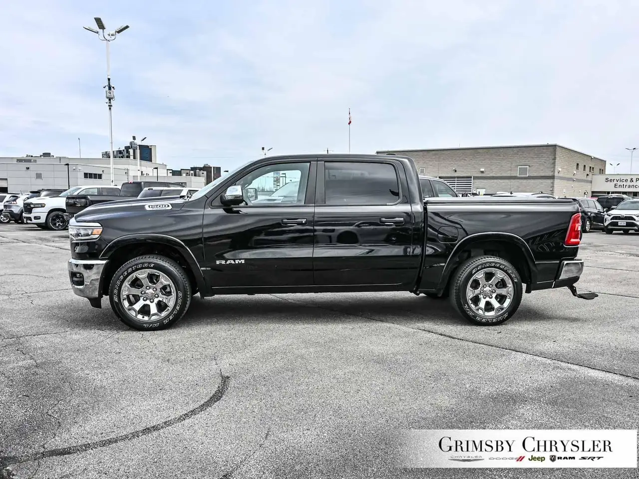 RAM 1500 снимка RAM 1500