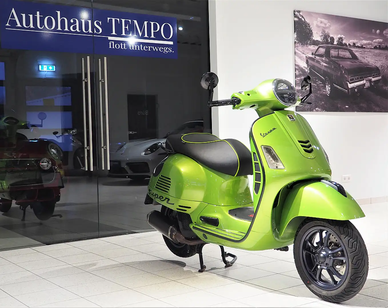 Vespa GTS 125 --Fahrzeug ist absolut NEUWERTIG und UNIKA Grün - 2