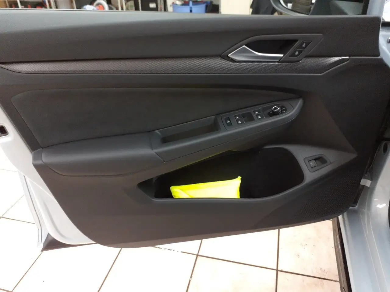 Volkswagen Golf Variant Golf VIII Variant 1.5eTSI R-Line *ACC*DSG*AHK 14