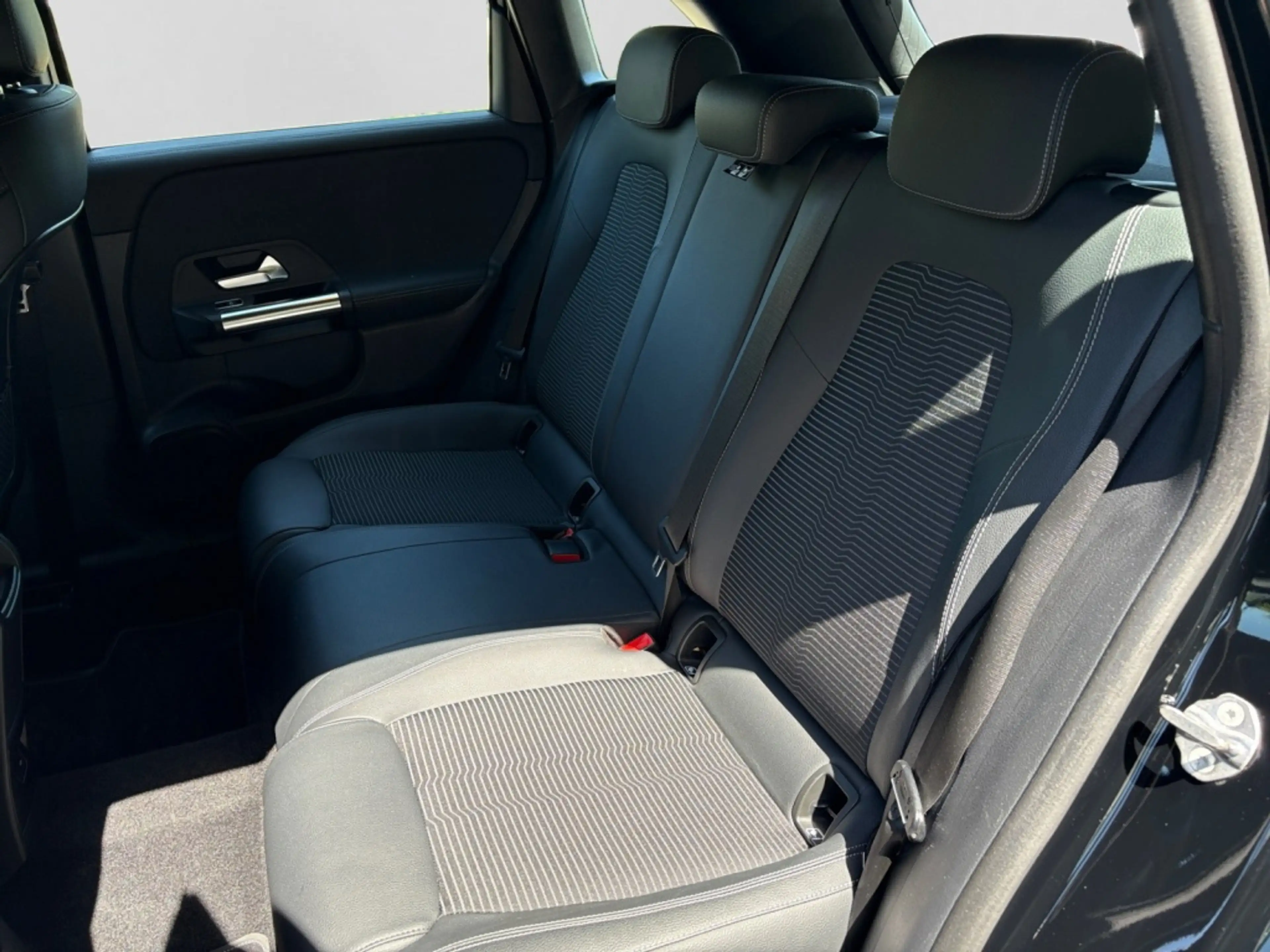 Mercedes-Benz B 250 e PROGRESSIVE|DISTR|KAM|LED|KEYL|SPIEGEL-P — photo 15