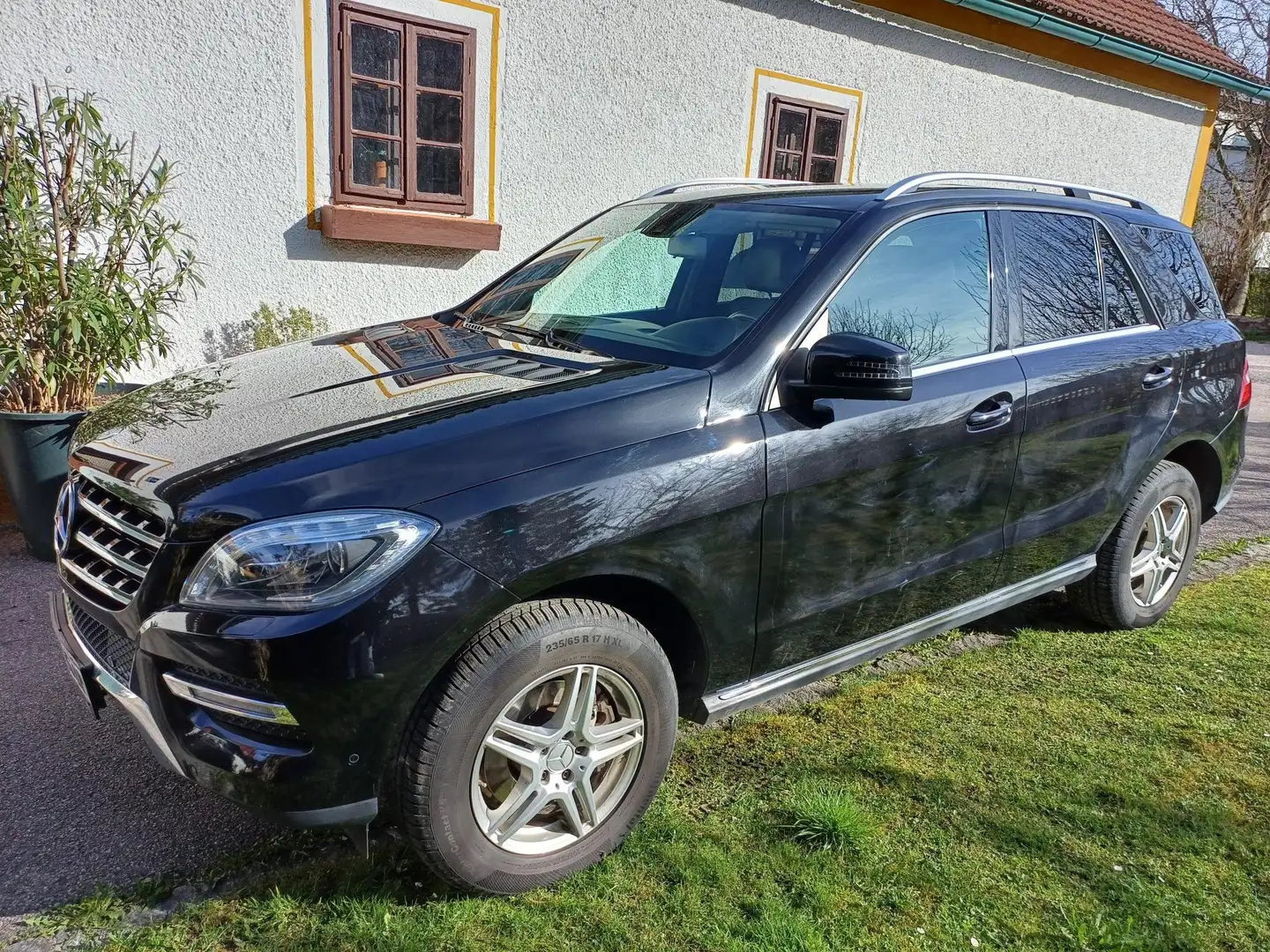 Mercedes-Benz ML 350 ML 350 BlueTEC 4MATIC Aut. DPF Negro - 1