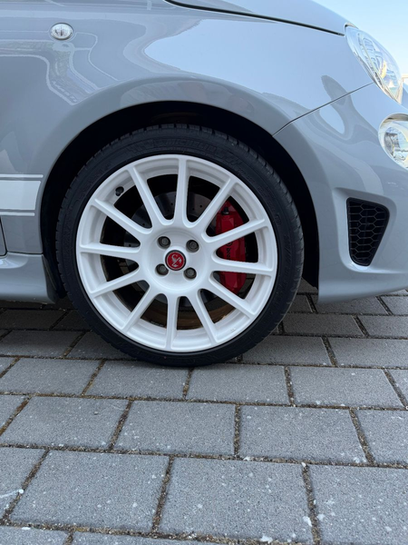 Abarth 595 Essesse CARBON Akrapovic Beats 200PS — photo 8
