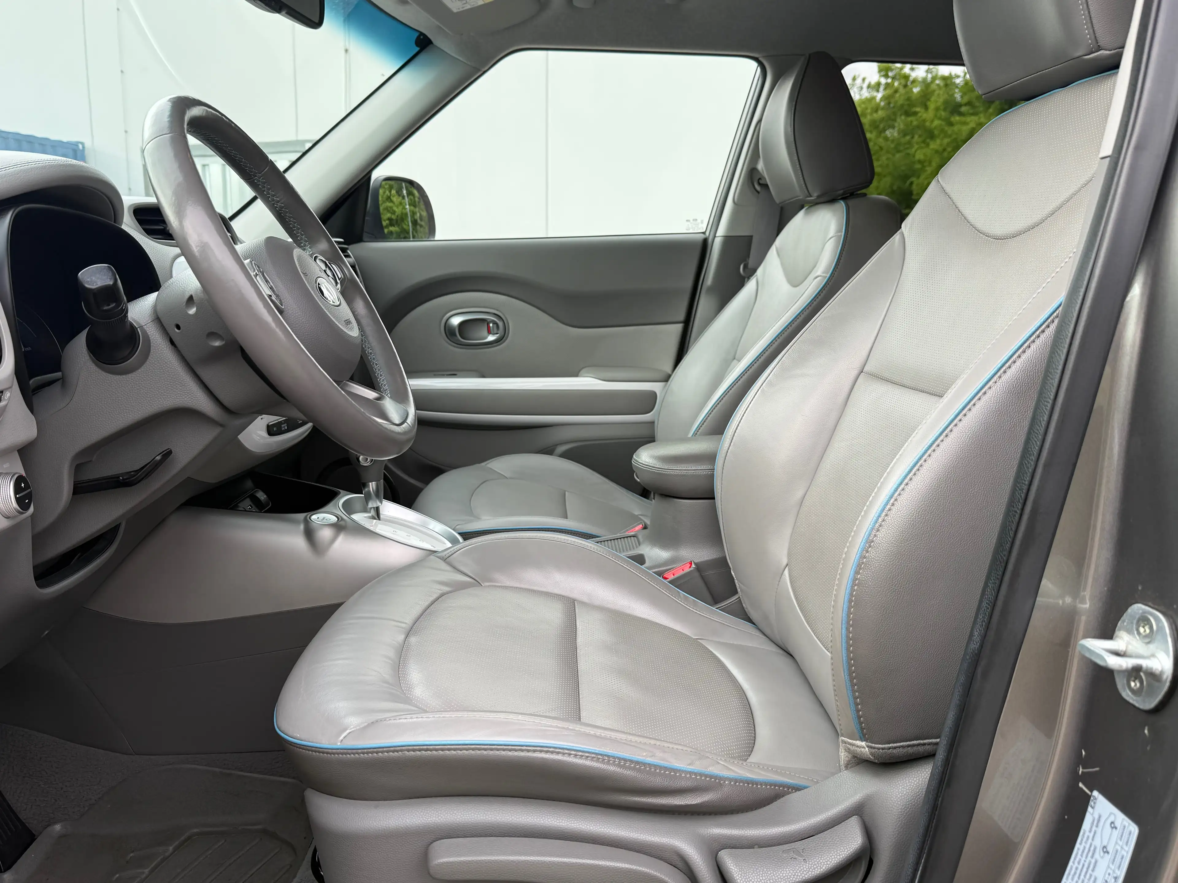 Kia Soul Vollelektrisch - Finanzierung - Sehr gepflegt — photo 9