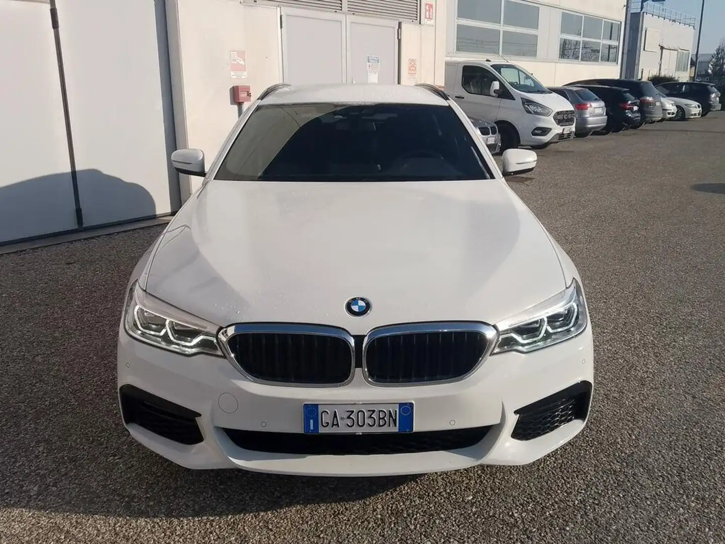 BMW 520 d Touring mhev Msport auto Bianco - 2