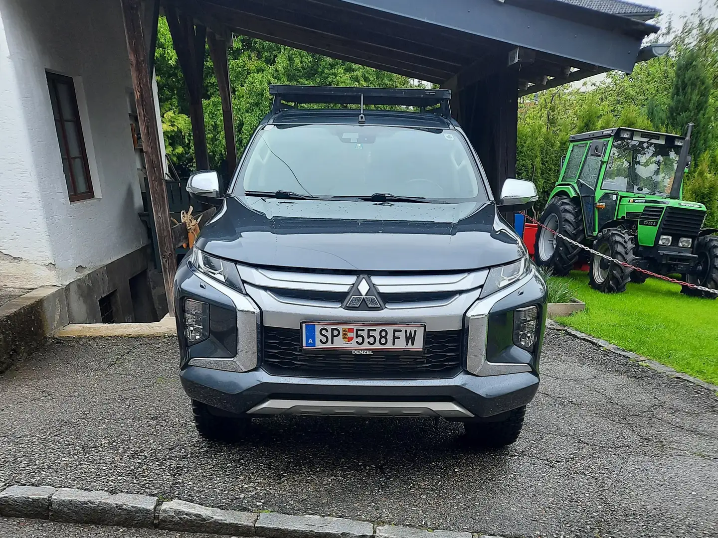Mitsubishi L200 L200 DK DI-D 2,2 4Wd Grau - 1