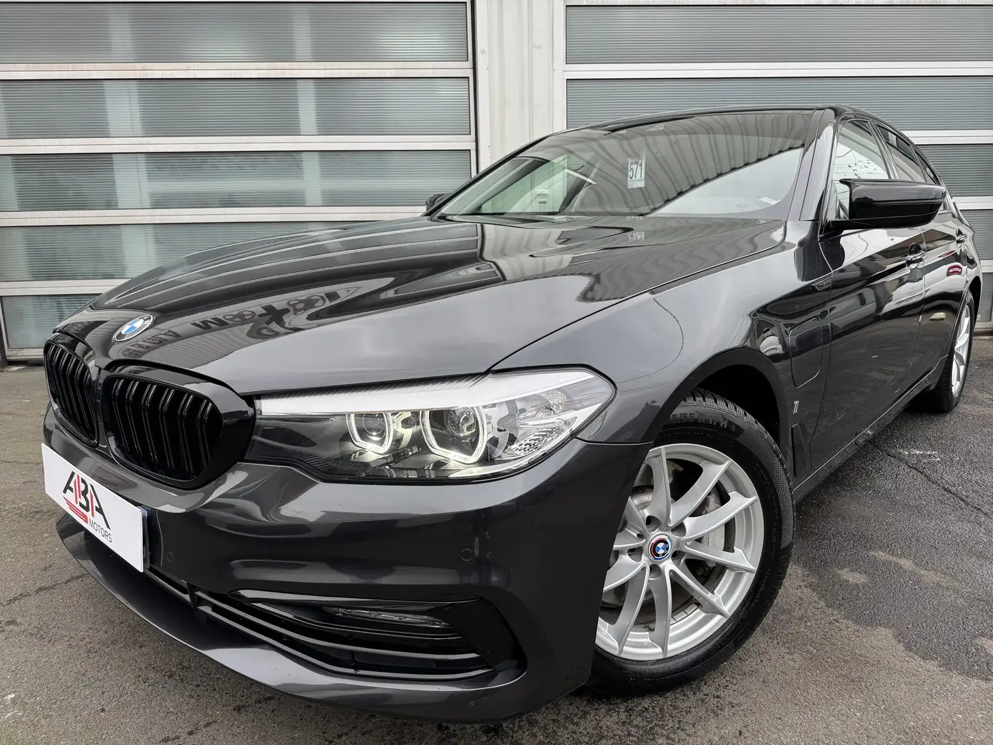 BMW 530 530e iPerformance 252 ch BVA8 - 1