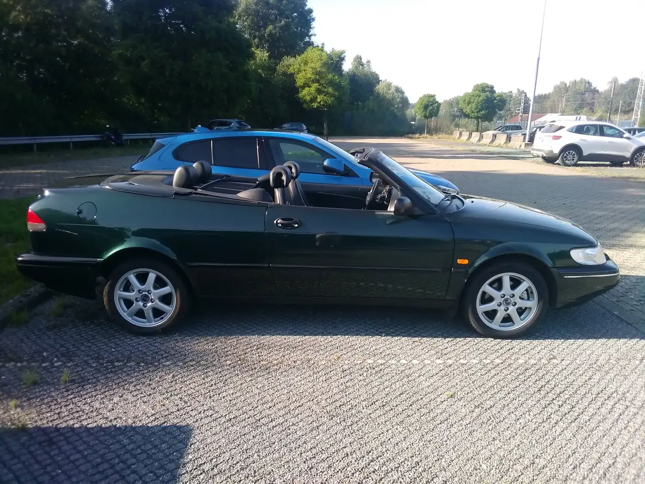 Saab 900