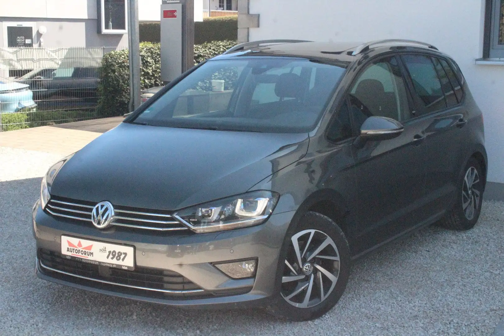 Volkswagen Golf Sportsvan VII Sound~Pano~Standh~LED~Kamera~ Grau - 1