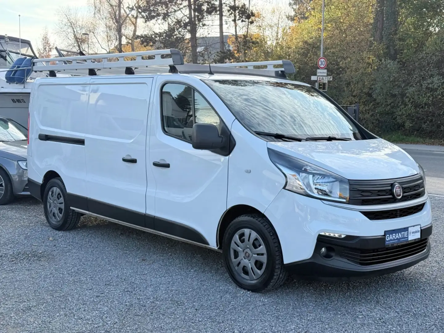 Fiat TALENTO KLIMA NAVI AHK KAMERA TEMPOMAT 1.HAND Weiß - 1