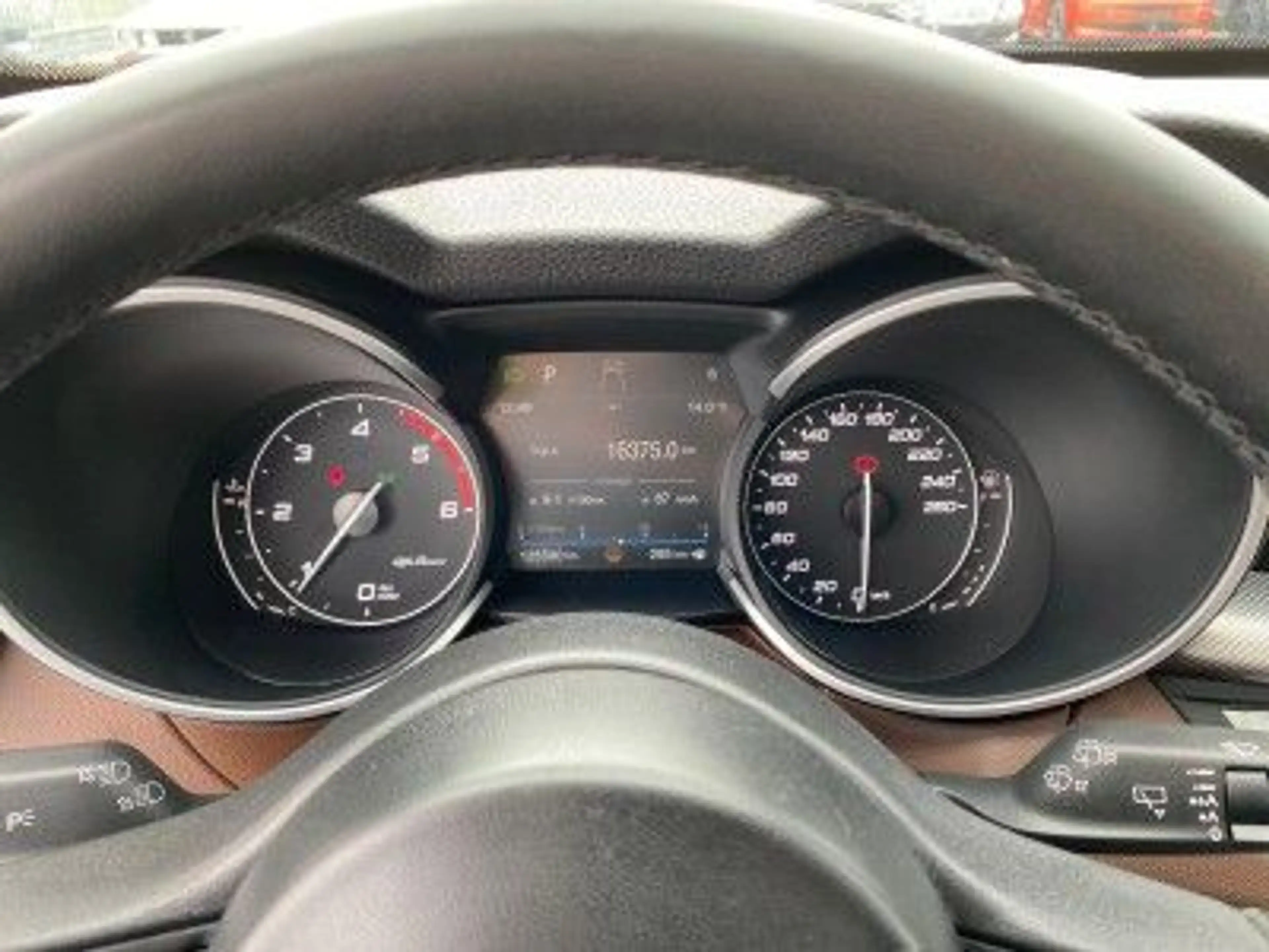 Alfa Romeo Stelvio B-Tech Q4/PANO/LED/NAVI/R-KAM/TÜV NEU — photo 15