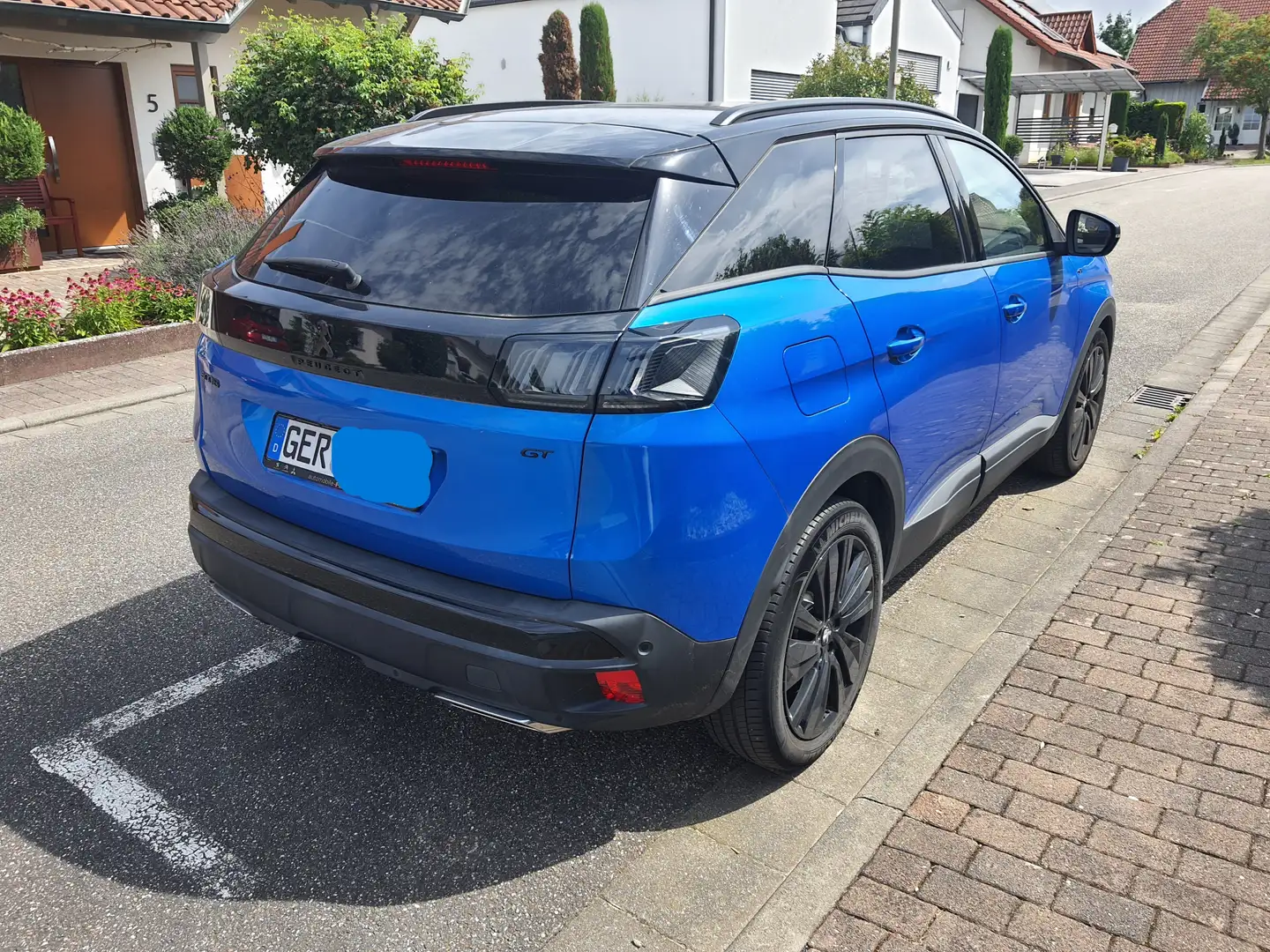 Peugeot 3008 3008 PureTech 180 Stop Blau - 2