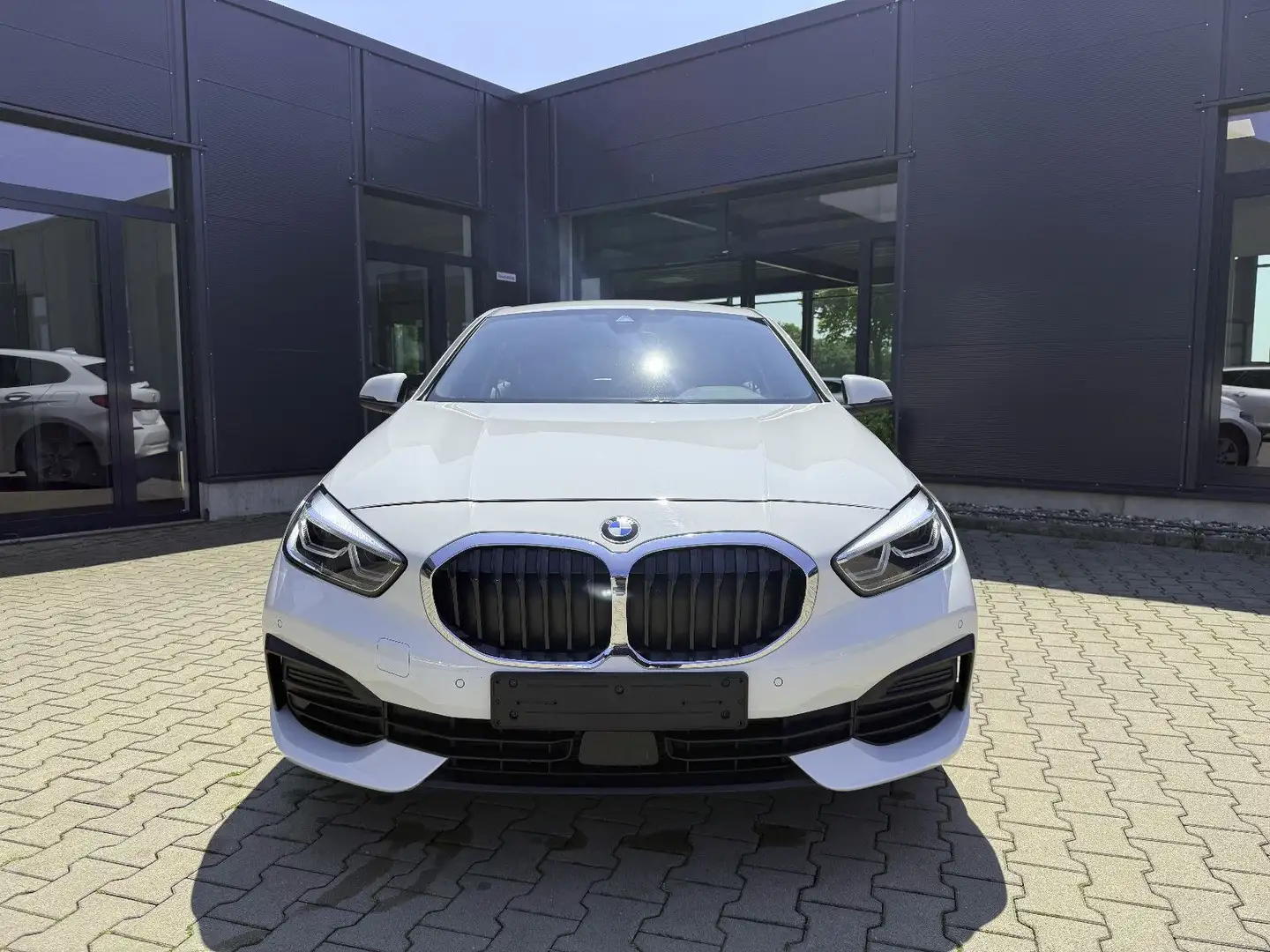 BMW 118 i Advantage Blanco - 1