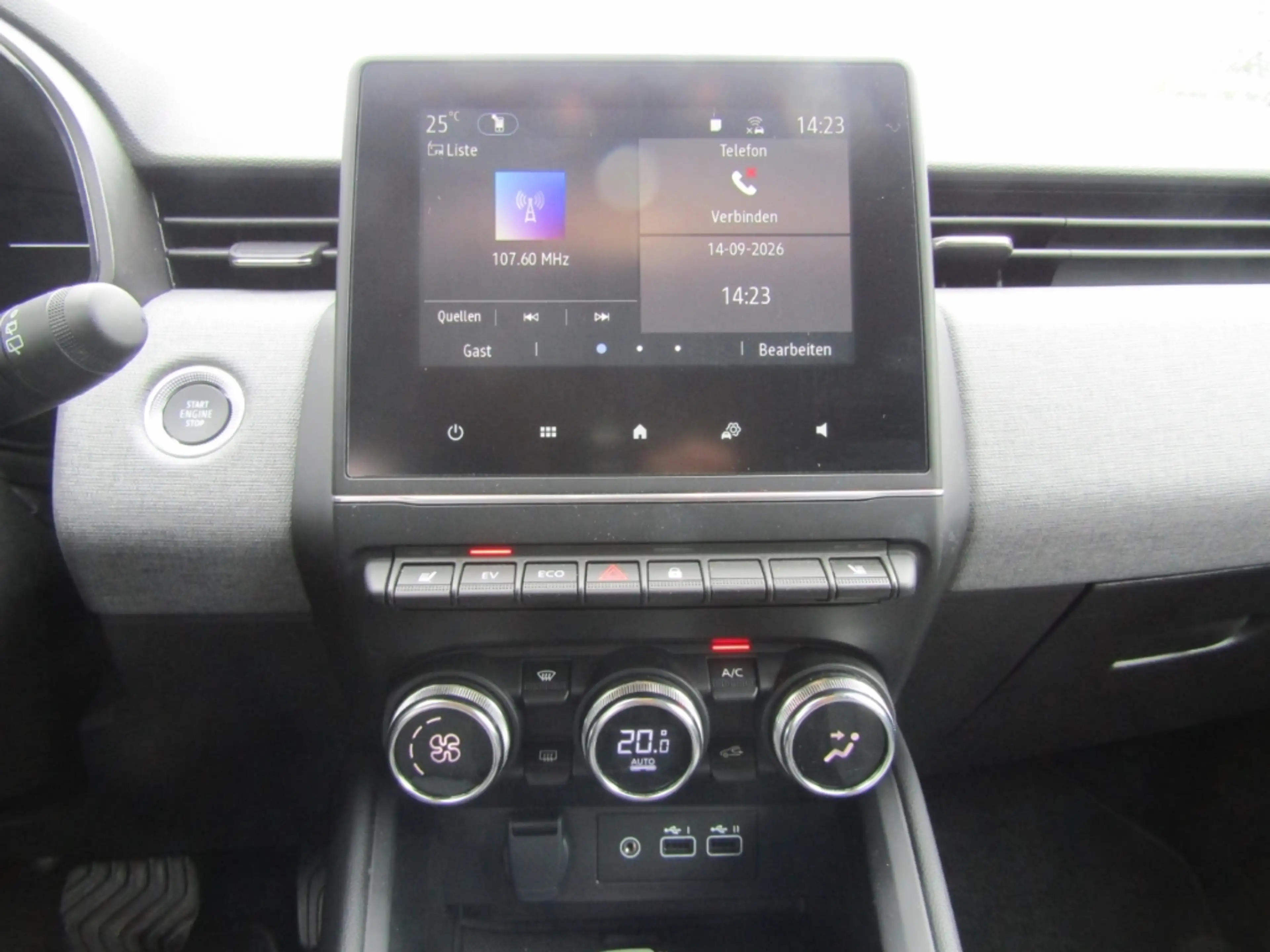 Mitsubishi Colt 1.6 HEV Plus GRA PDC SHZ RFK Android Auto Apple Ca — photo 9