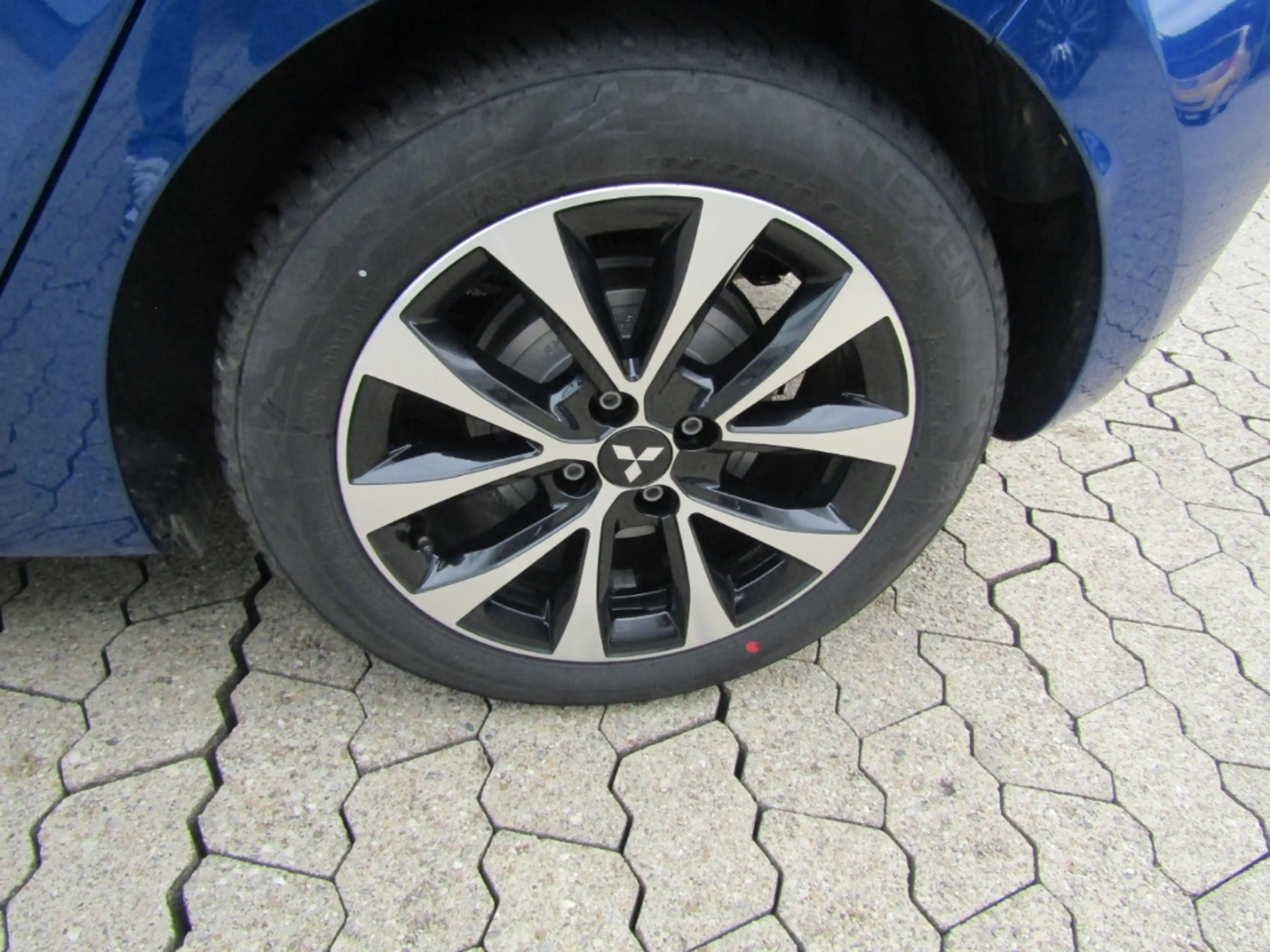 Mitsubishi Colt 1.6 HEV Plus GRA PDC SHZ RFK Android Auto Apple Ca — photo 14