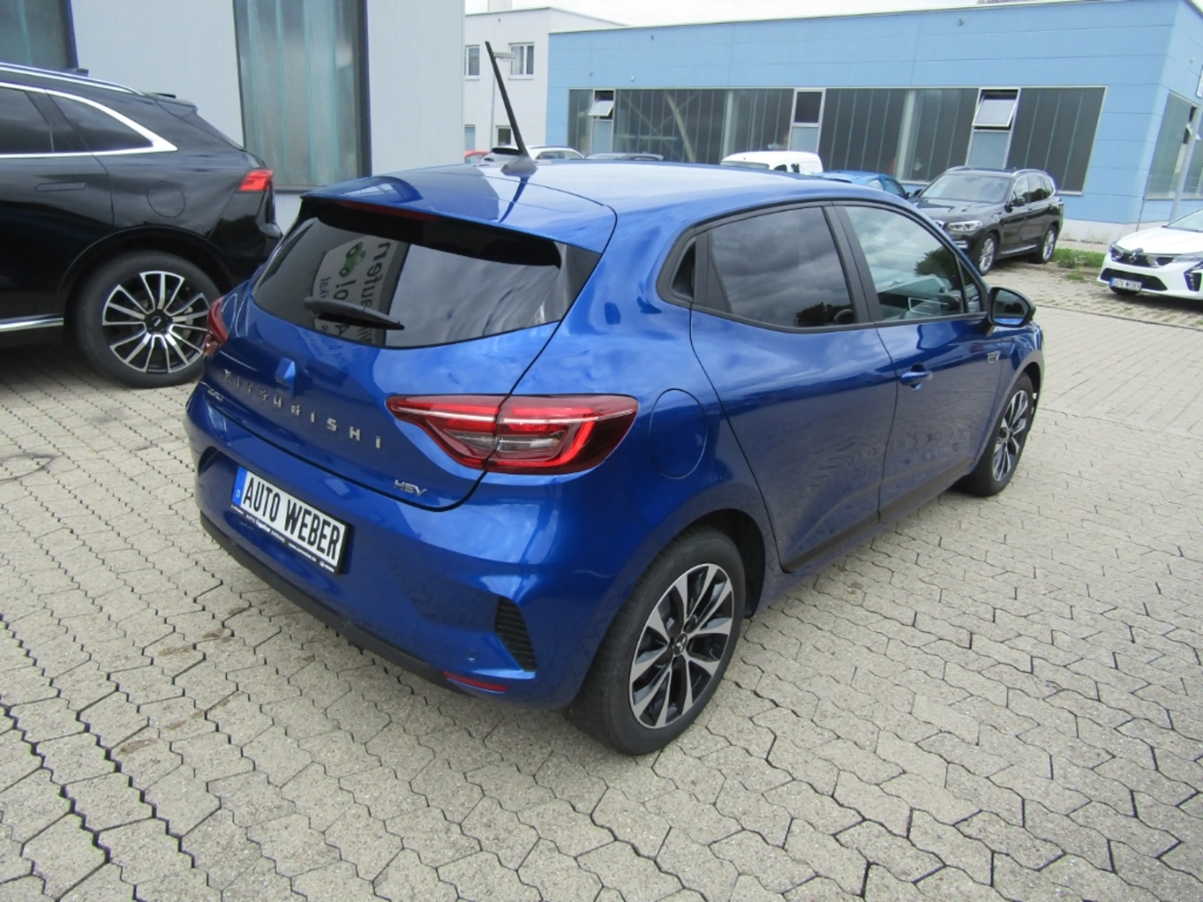 Mitsubishi Colt 1.6 HEV Plus GRA PDC SHZ RFK Android Auto Apple Ca — photo 4