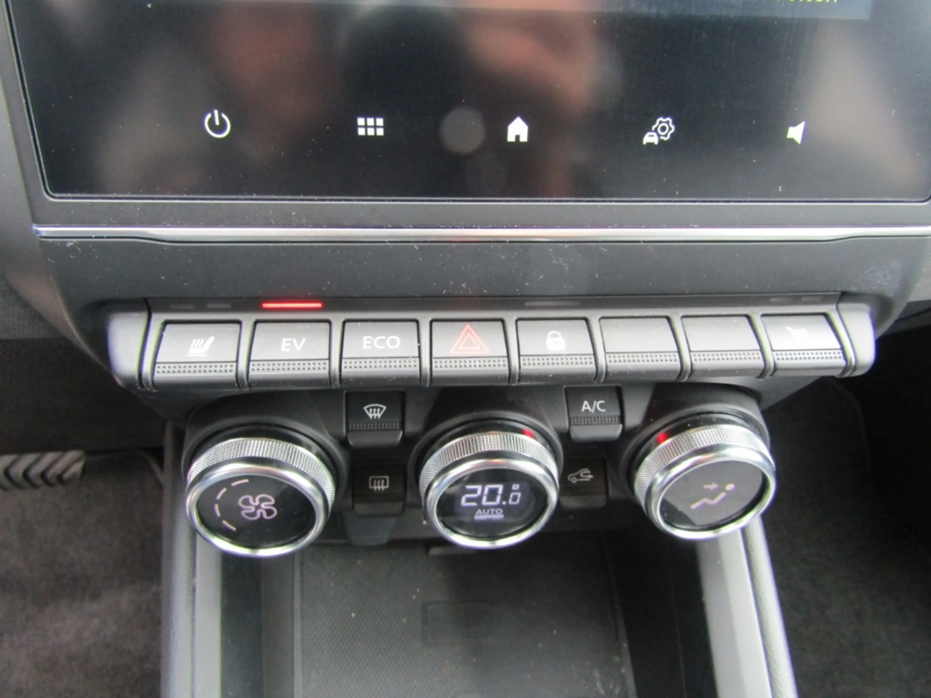 Mitsubishi Colt 1.6 HEV Plus GRA PDC SHZ RFK Android Auto Apple Ca — photo 11