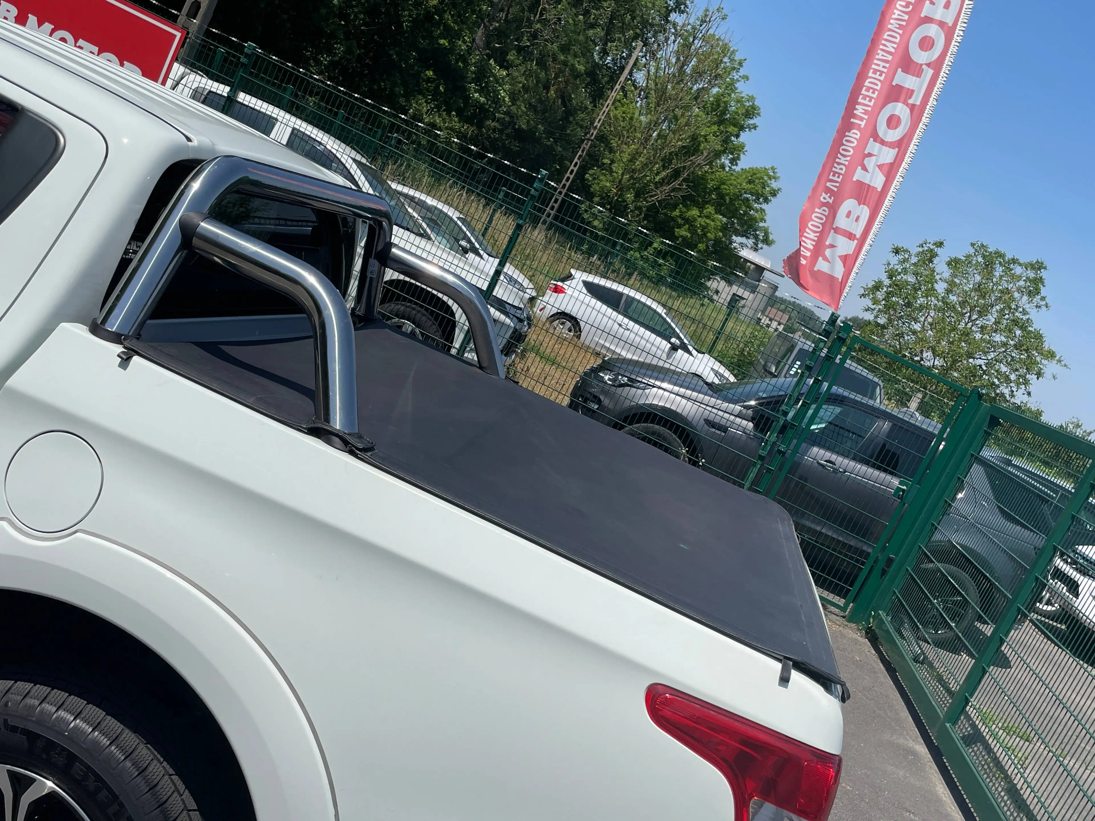 Mitsubishi L200 L 200 2.5 DI-D 4WD X-STORM WHITE NAVI KLIMA ROLL BAR MARCHE PIED SOFT TOP SIEGES CHAUFFANTS — photo 7