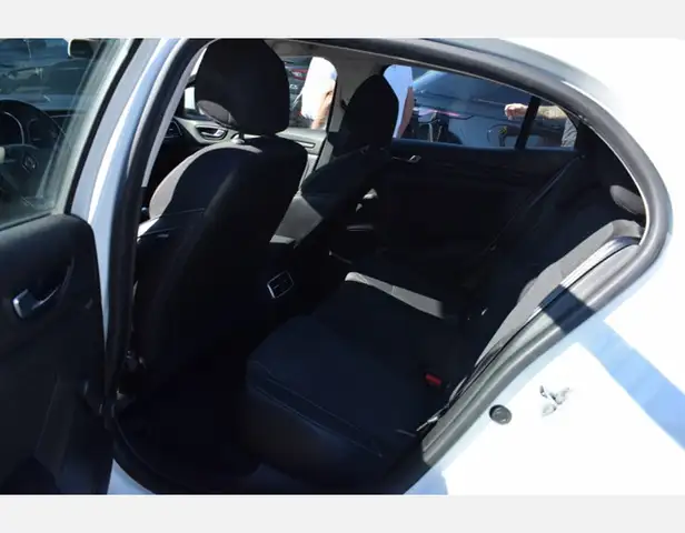 Renault Megane view 11