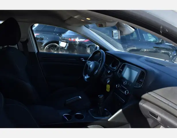 Renault Megane view 4
