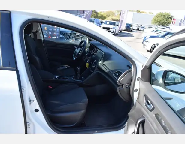 Renault Megane view 8