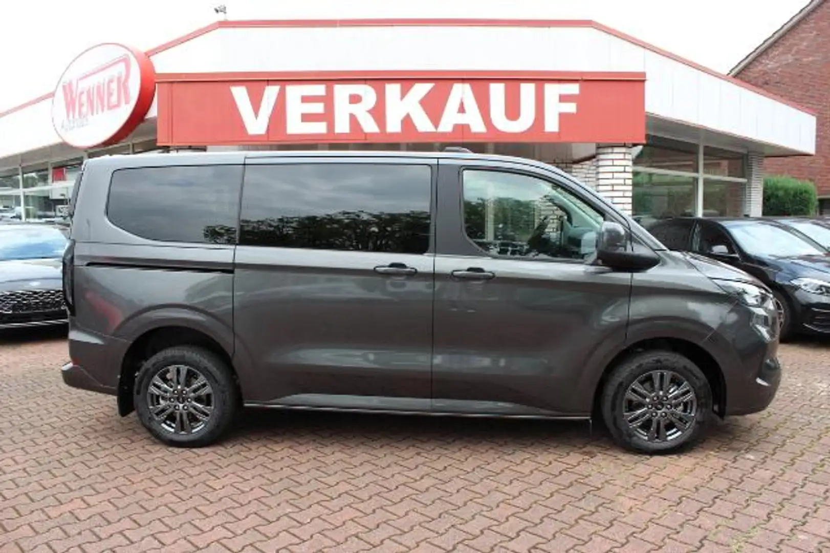 Ford Tourneo Custom Titanium 320 L1 - Techno 5 / Navi / LEDER Grijs - 2