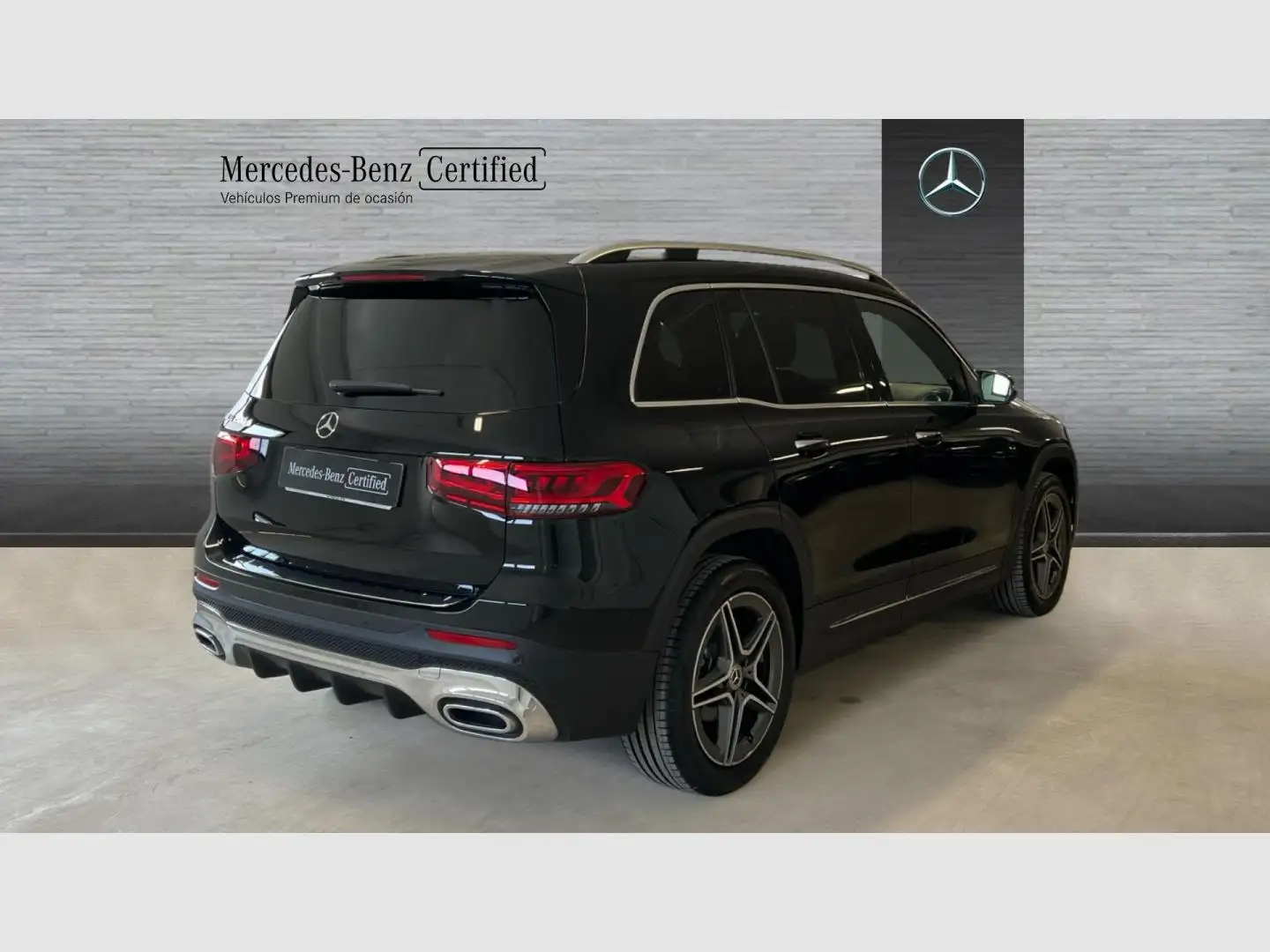 Mercedes-Benz GLB 200 d Zwart - 2