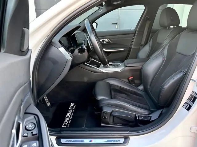 BMW 3 Series view 9
