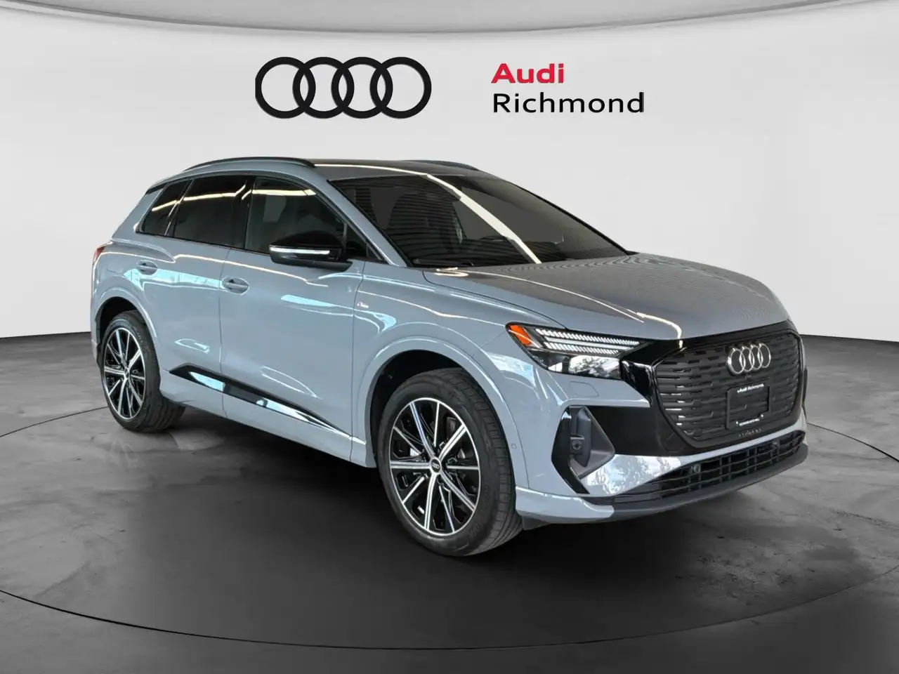 Audi Q4 e-tron снимка Audi Q4 e-tron