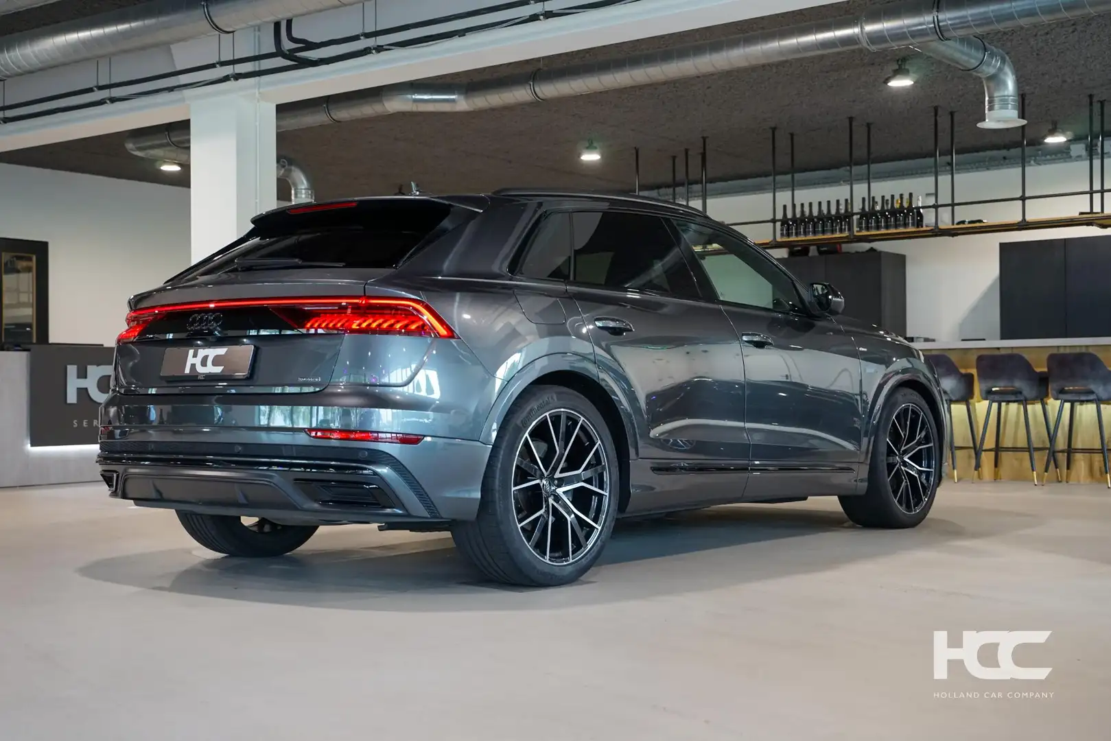 Audi Q8 50 TDI | S-Line | S-Stoelen | Soft Close | Pano Grijs - 2