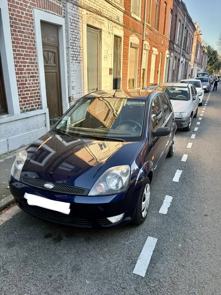 Ford Fiesta 1.6i Ghia