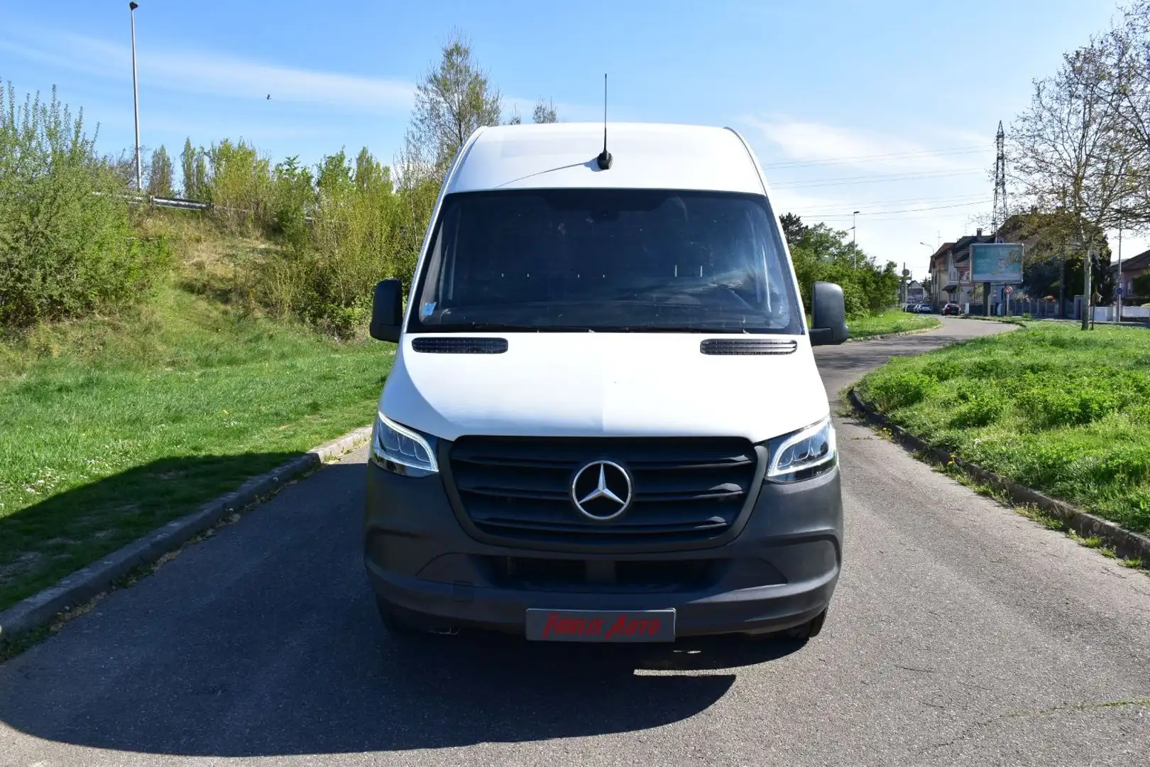 Mercedes-Benz Sprinter 315 CDI L2H2 12M2 150ch BVM6 CAMERA GARANTIE 12 MOIS INCLUS Blanc - 2