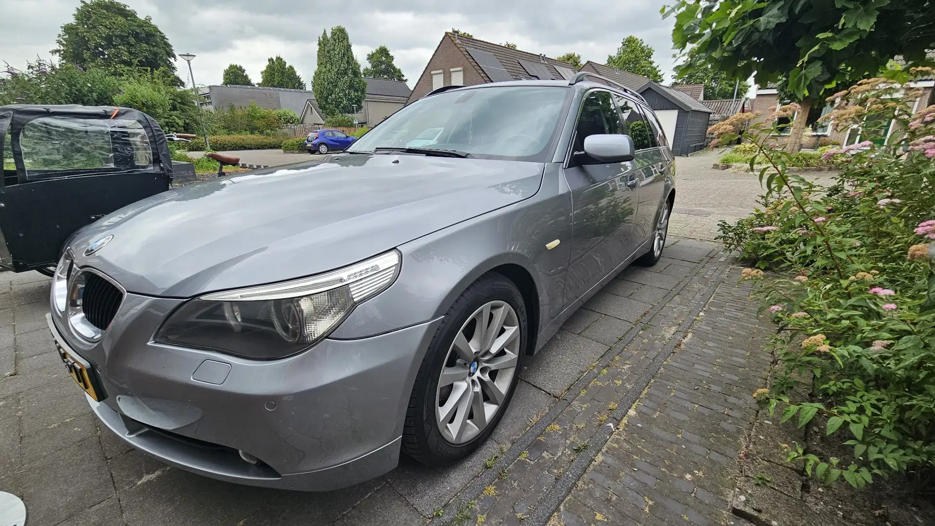 BMW 525 525i Grijs - 2