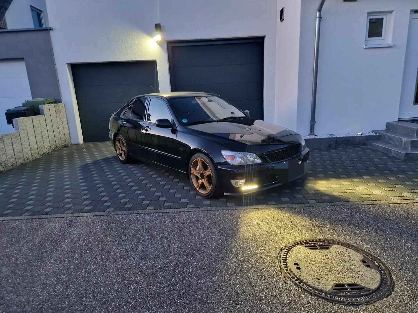 Lexus IS 200 Sport,Torsen, TTE,17Zoll, Service Neu - 1