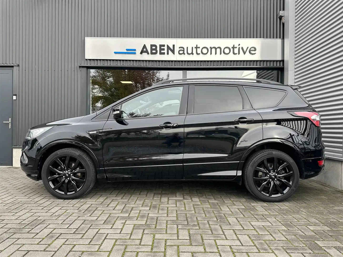 Ford Kuga 1.5 EcoBoost 150PK ST-Line (PANORAMADAK|19"|ACC|EL Noir - 2