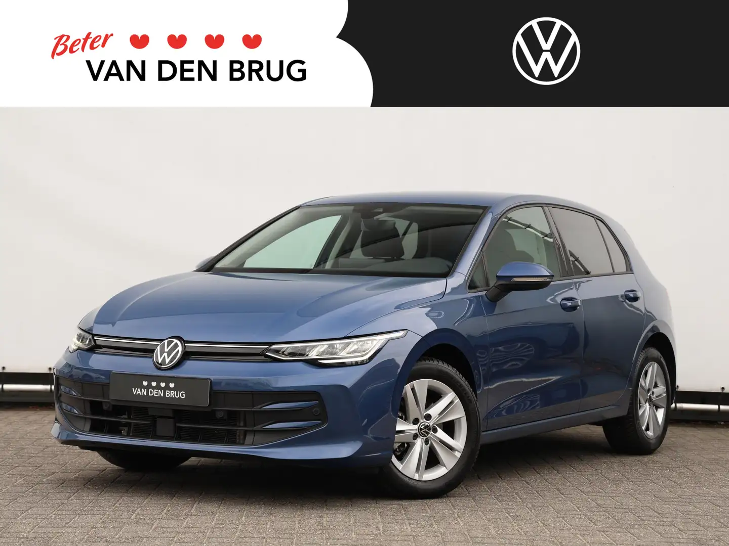 Volkswagen Golf 1.5 eTSI Life Edition 150 pk DSG  | LED | Spiegelp Blauw - 1