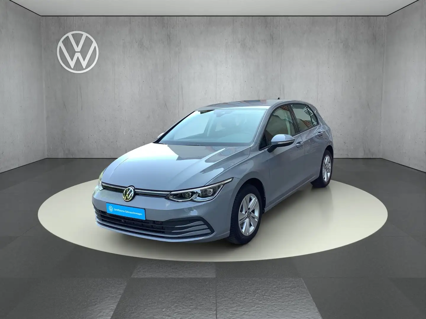 Volkswagen Golf VIII 1.5l TSI Life Grijs - 2