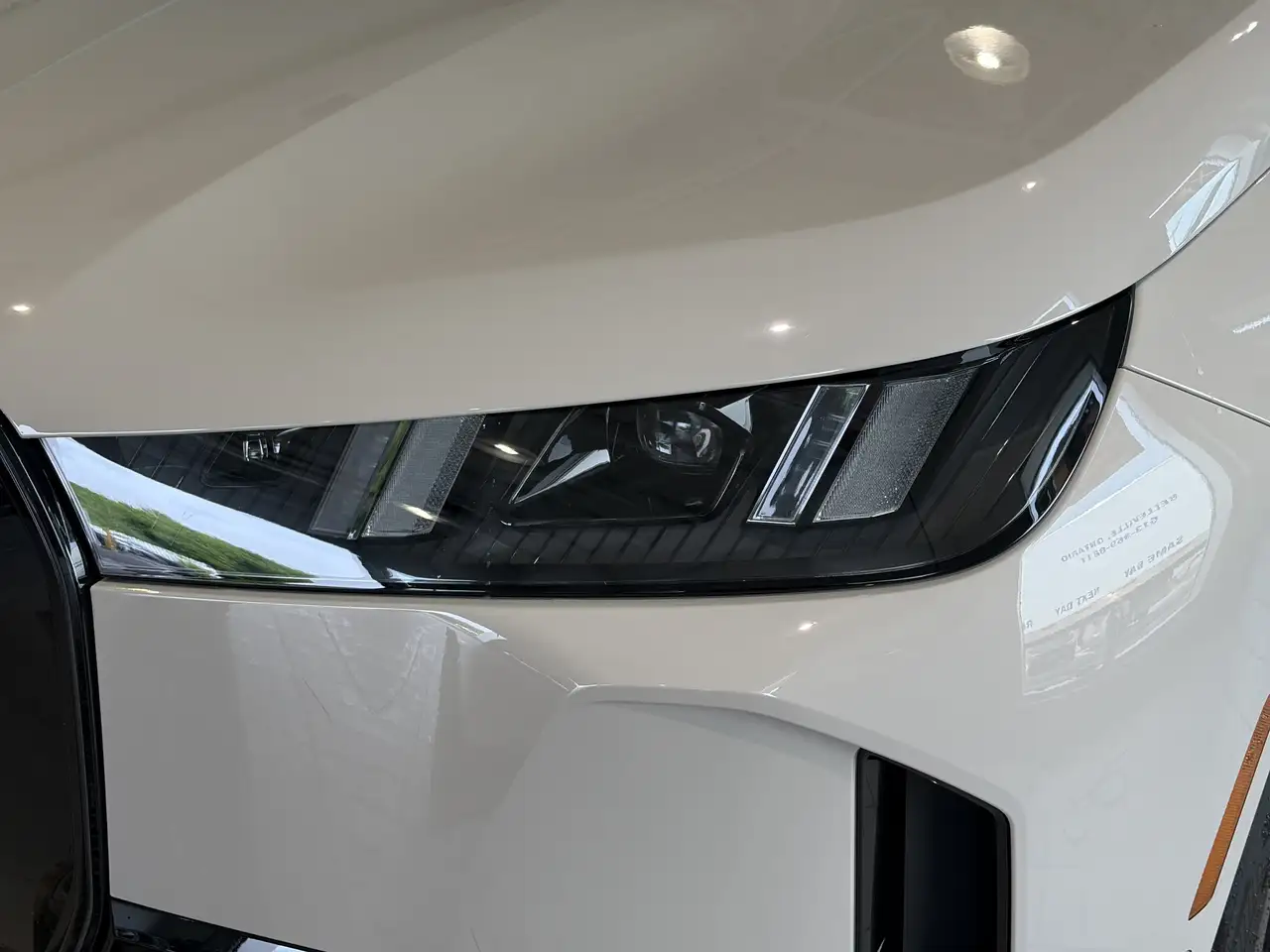 BMW iX снимка BMW iX