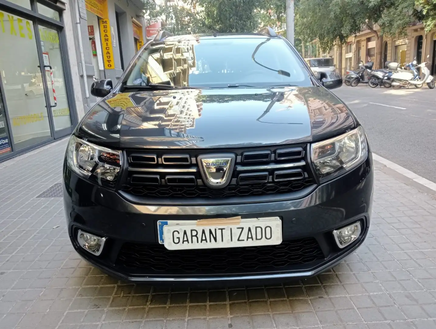 Dacia Logan MCV 1.0 Essential 75 Plateado - 2