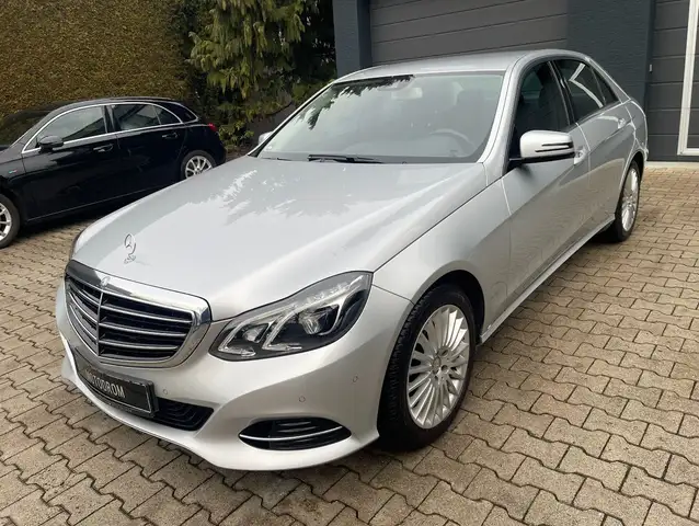 Mercedes-Benz E 250 E250CGI BlueEfficiency FACELIFT ELEGANCE
