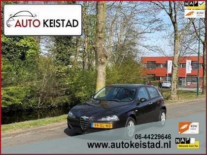 Alfa Romeo 147 1.6 T.Spark 5-DEURS CLIMA/CRUISE! ORIGINELE KILOME