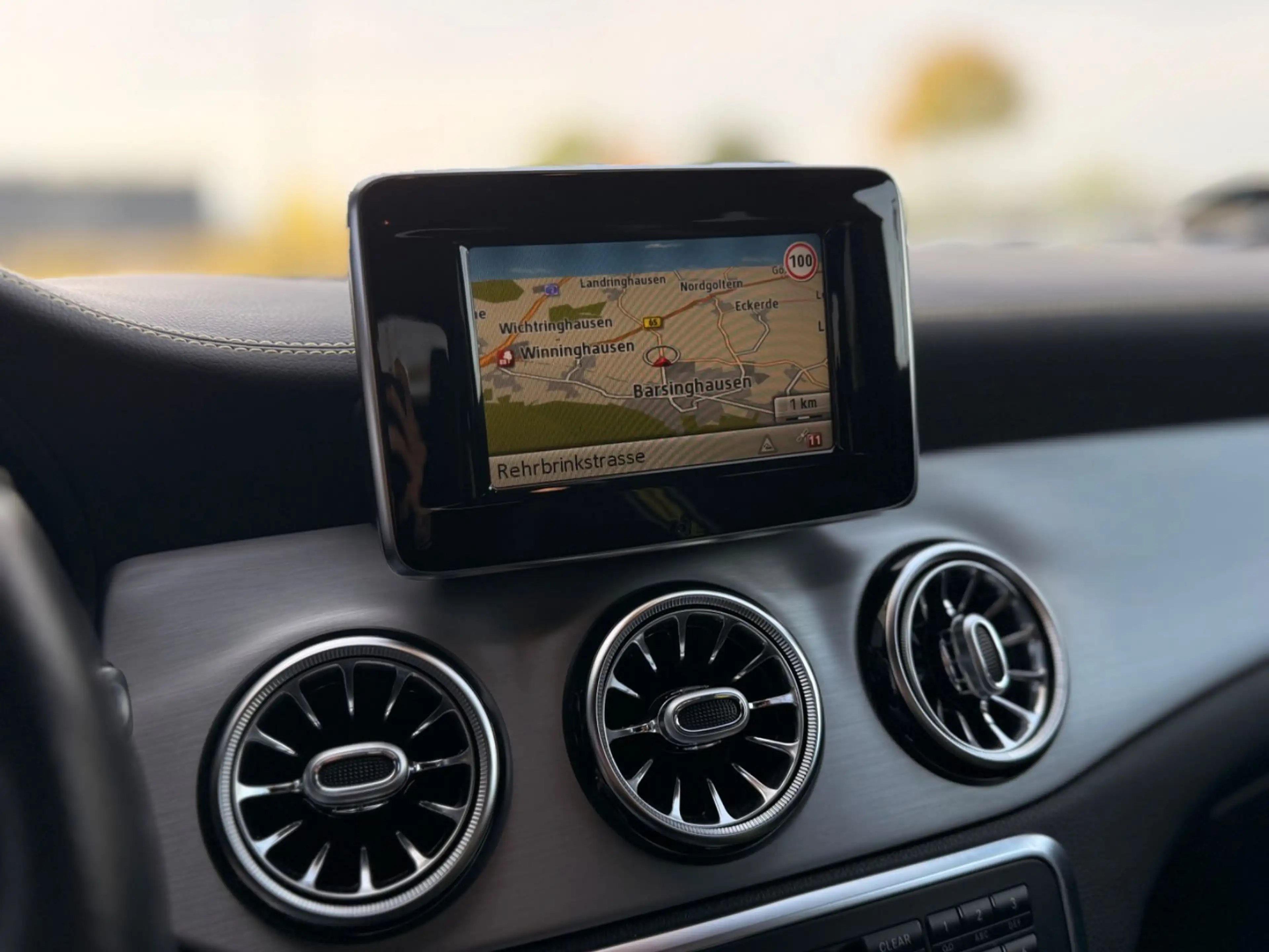 Mercedes-Benz CLA 220 CDI Aut. Edition 1 AMG Line Xenon — photo 12