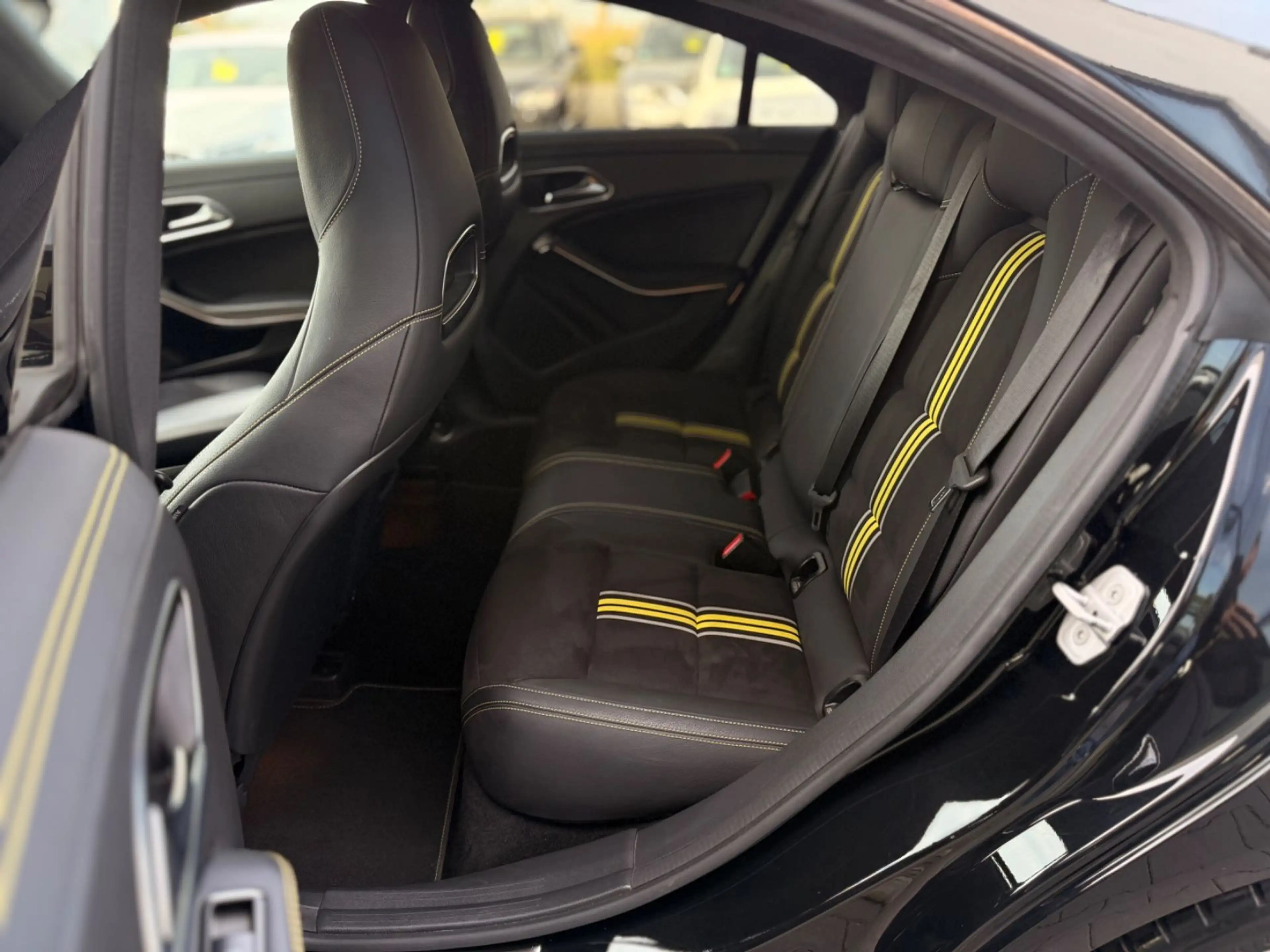 Mercedes-Benz CLA 220 CDI Aut. Edition 1 AMG Line Xenon — photo 14