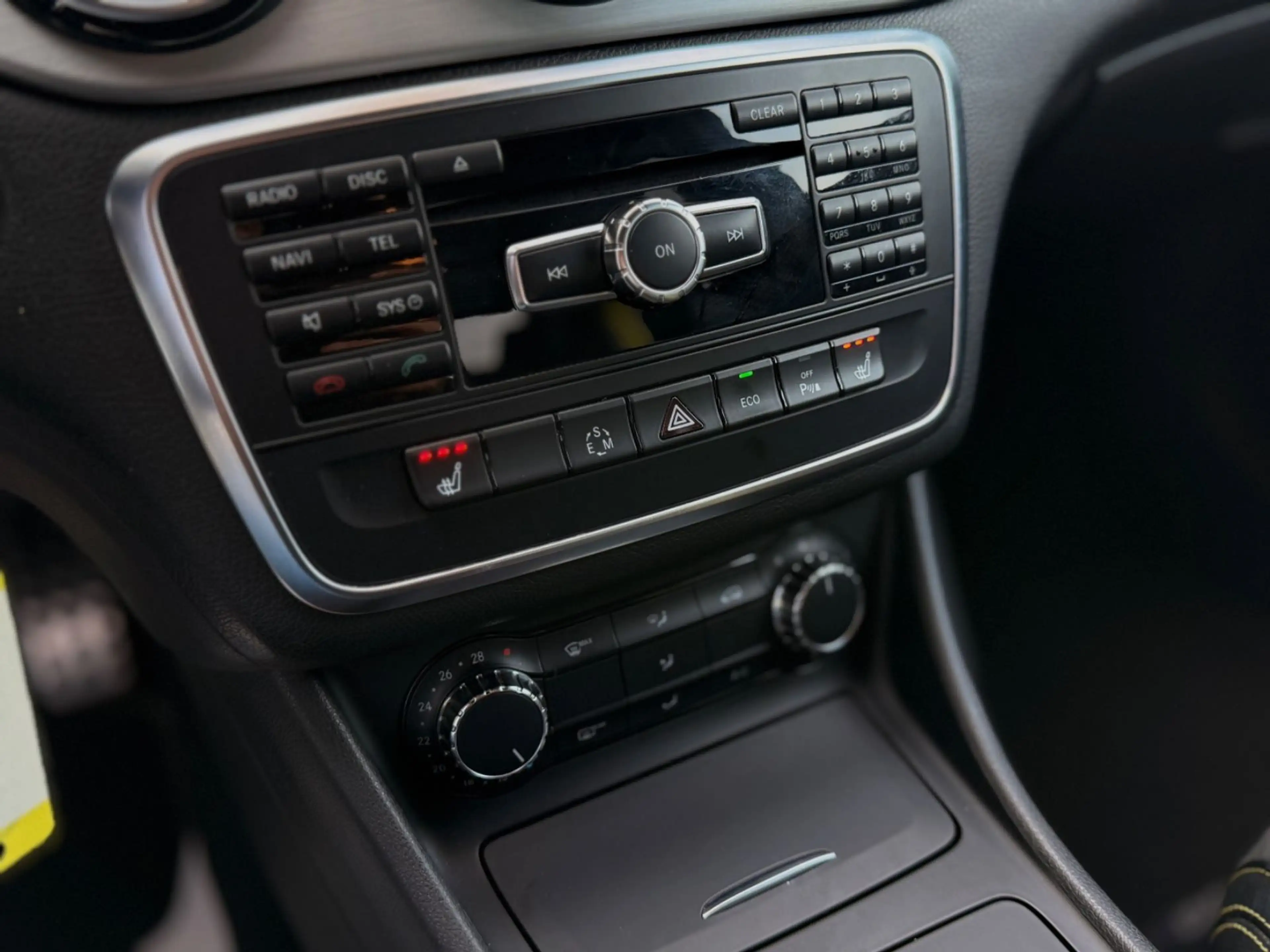 Mercedes-Benz CLA 220 CDI Aut. Edition 1 AMG Line Xenon — photo 11