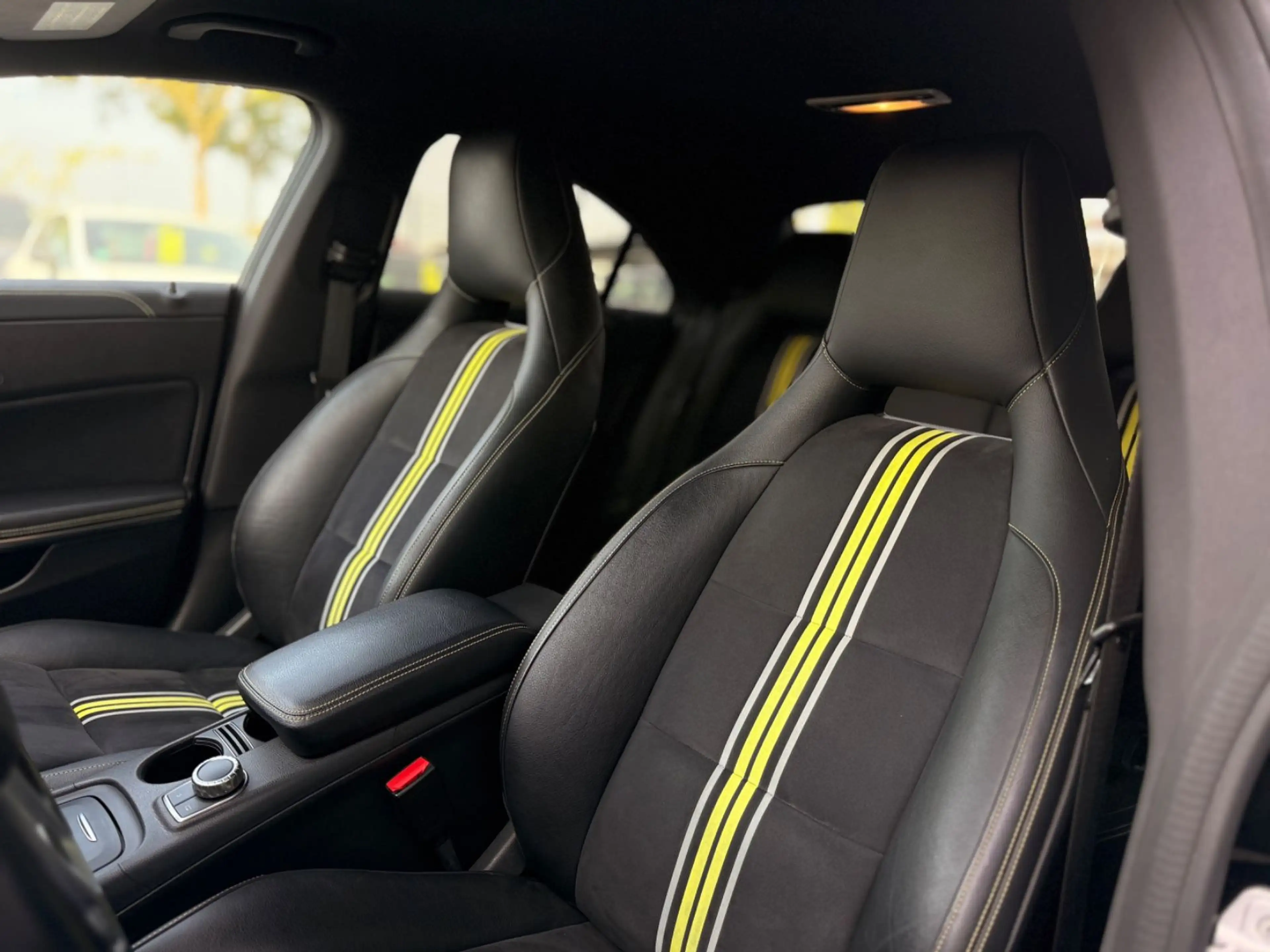 Mercedes-Benz CLA 220 CDI Aut. Edition 1 AMG Line Xenon — photo 8