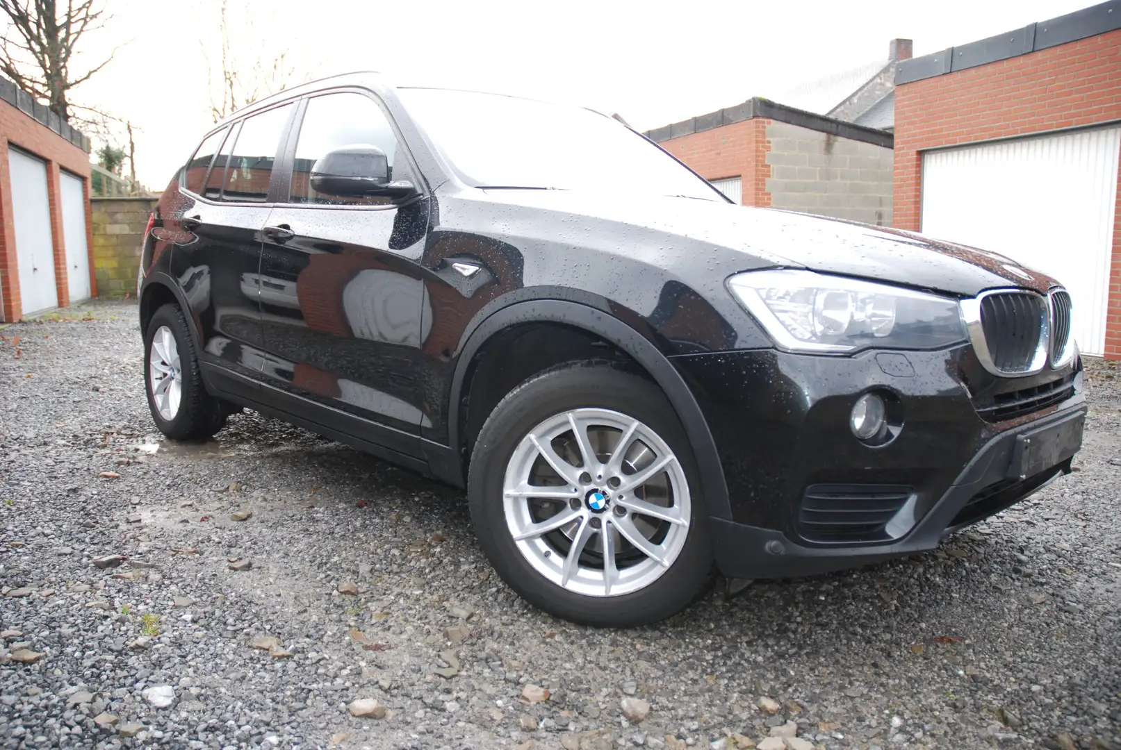 BMW X3 2.0 dA sDrive18 Noir - 2