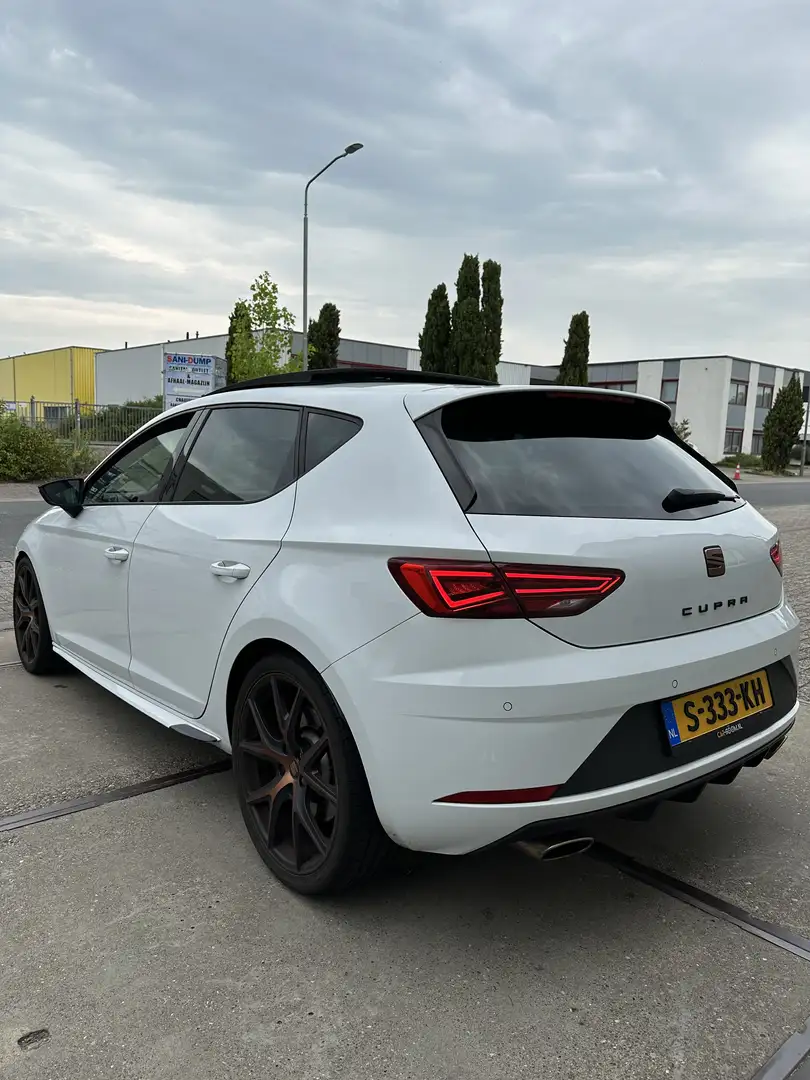 SEAT Leon 2.0 TSI CUPRA Ult.Ed Wit - 2