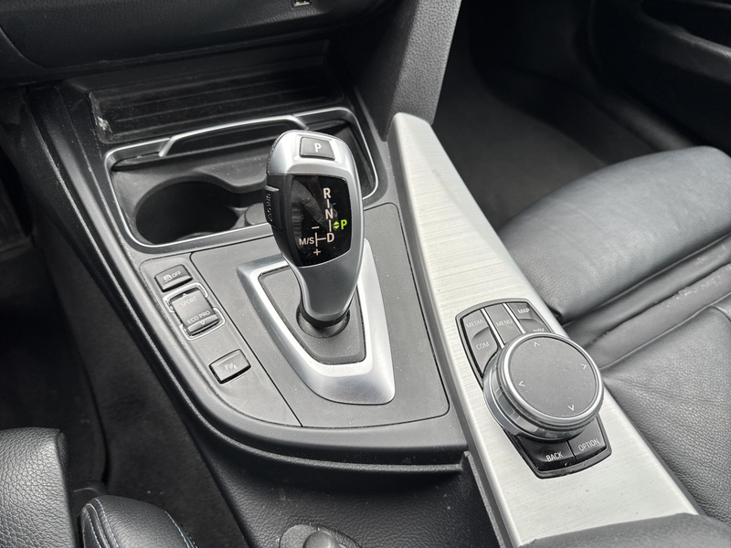 BMW 320 3-serie Touring 320i | Armsteun voor | Bestuurders — photo 13