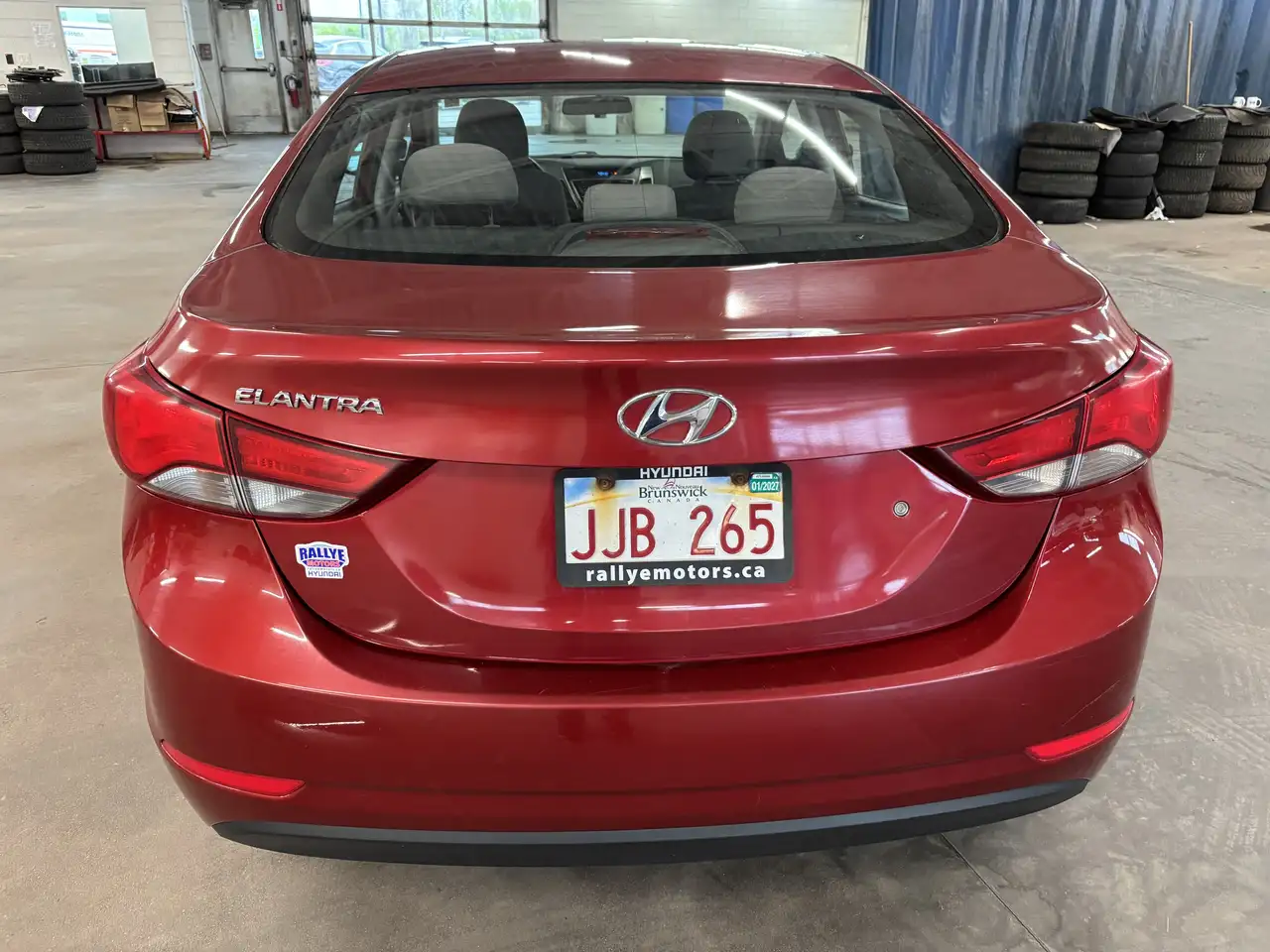 Hyundai ELANTRA снимка Hyundai ELANTRA