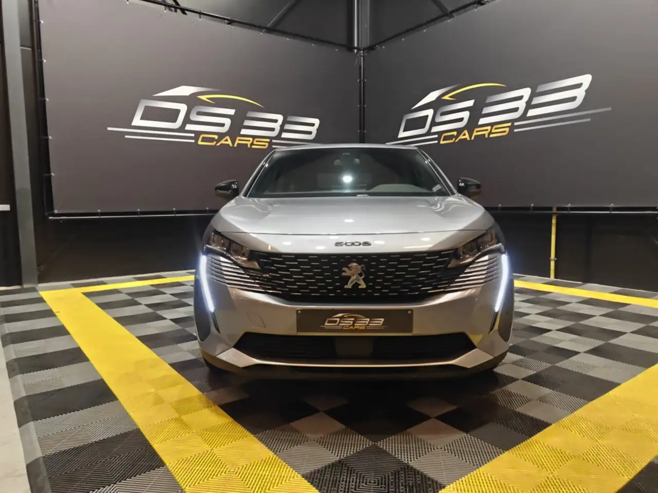 Peugeot 5008 1.2 AUTOMAAT 131pk 7-zit/LED/Virtual/360cam/Cruise 3