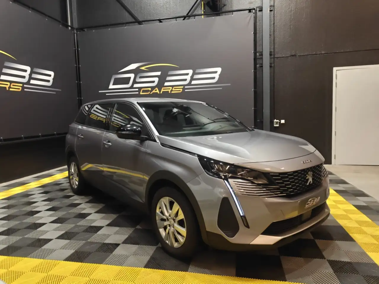 Peugeot 5008 1.2 AUTOMAAT 131pk 7-zit/LED/Virtual/360cam/Cruise 4